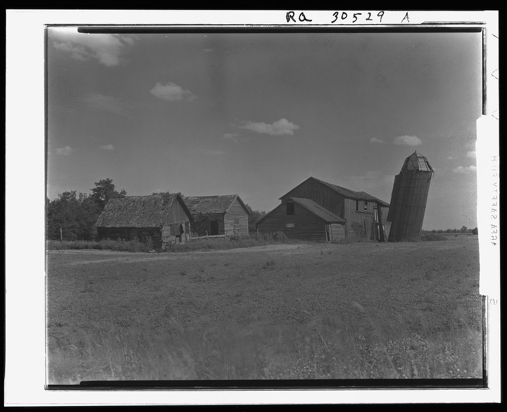 Abandoned farm buildings near New Lisbon, Wisconsin by Russell Lee