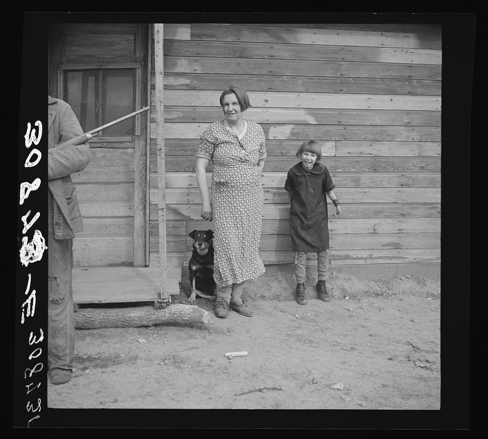 [Untitled photo, possibly related to: Family of Joe Kramer, farmer near Williston, North Dakota] by Russell Lee