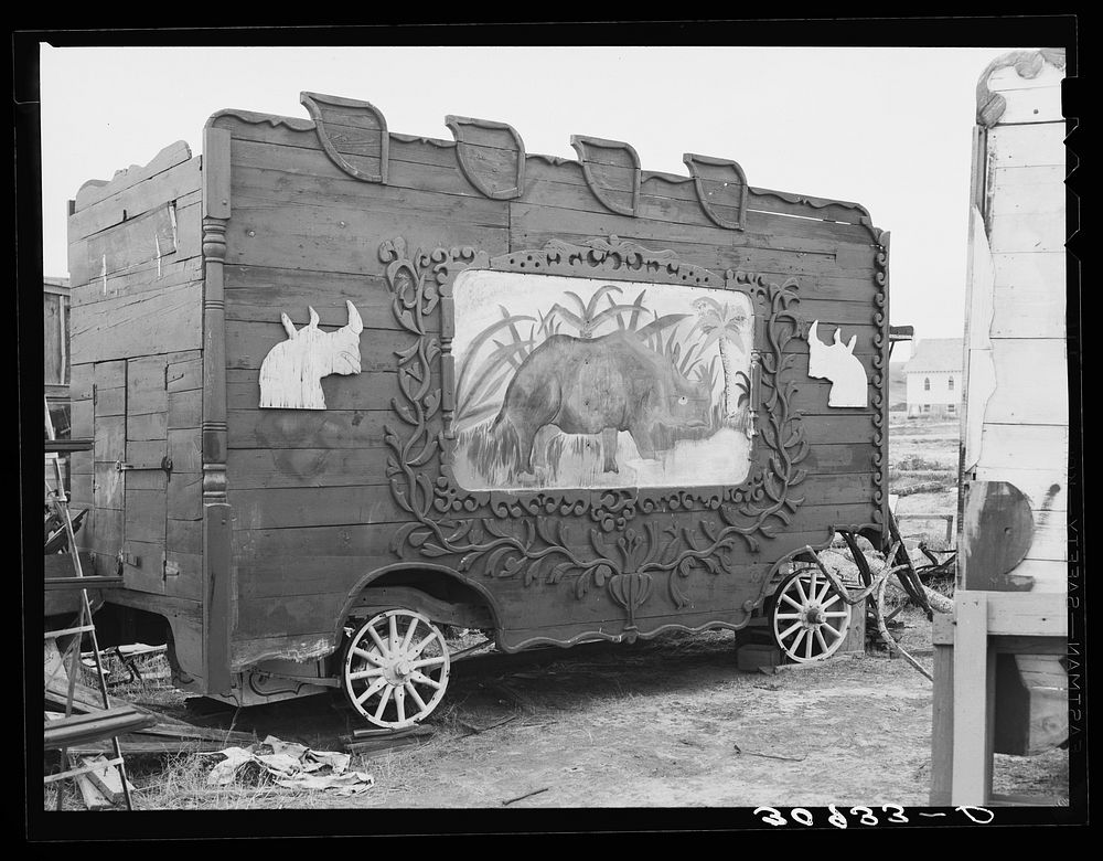 Circus wagons made by Mr. Whitmarsh. Alger [i.e. Archer], Montana by Russell Lee