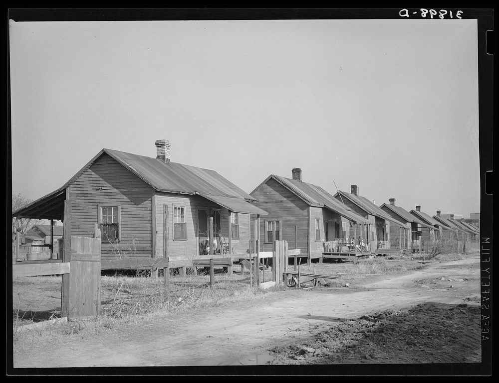 Sub housing. Laurel, Mississippi by Russell Lee