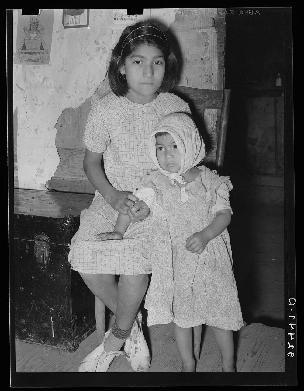 Mexican children. San Antonio, Texas by Russell Lee