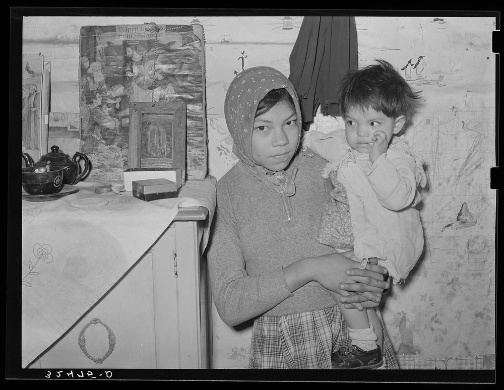 Mexican children in home. San Antonio, Texas by Russell Lee
