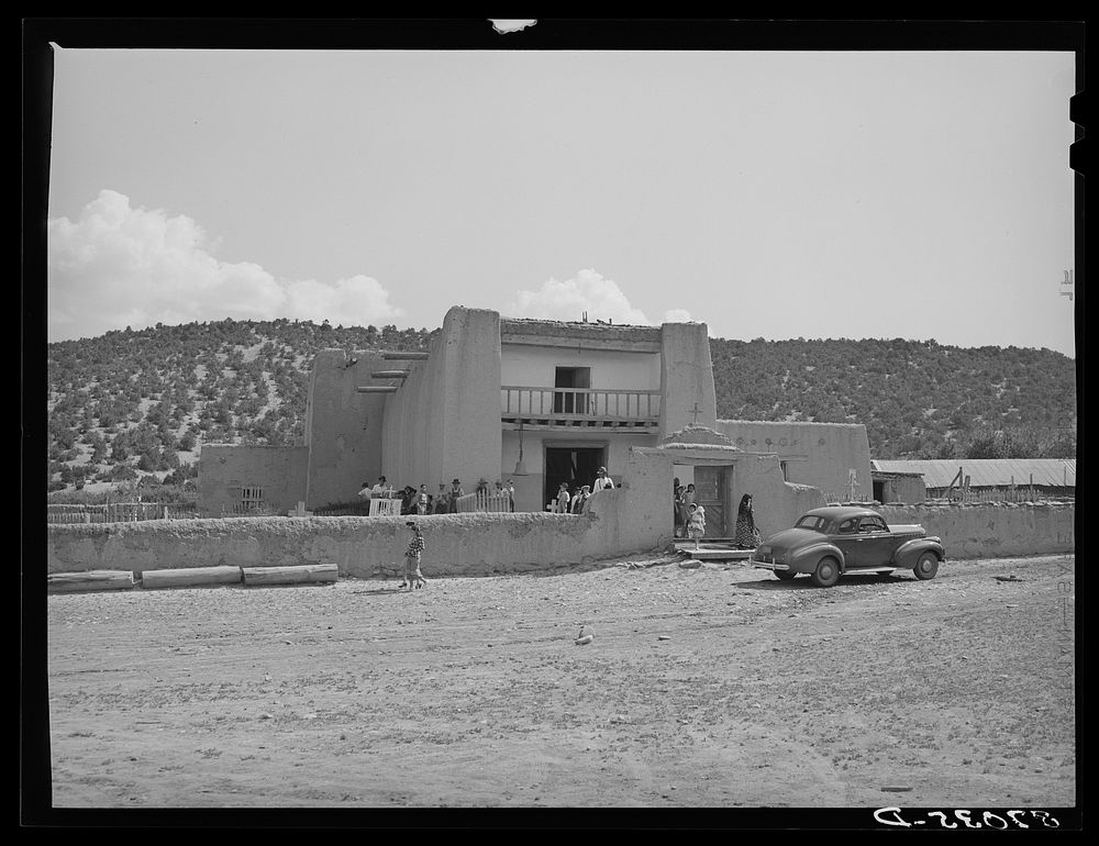 [Untitled photo, possibly related to: Church of the Twelve Apostles, Trampas, New Mexico] by Russell Lee
