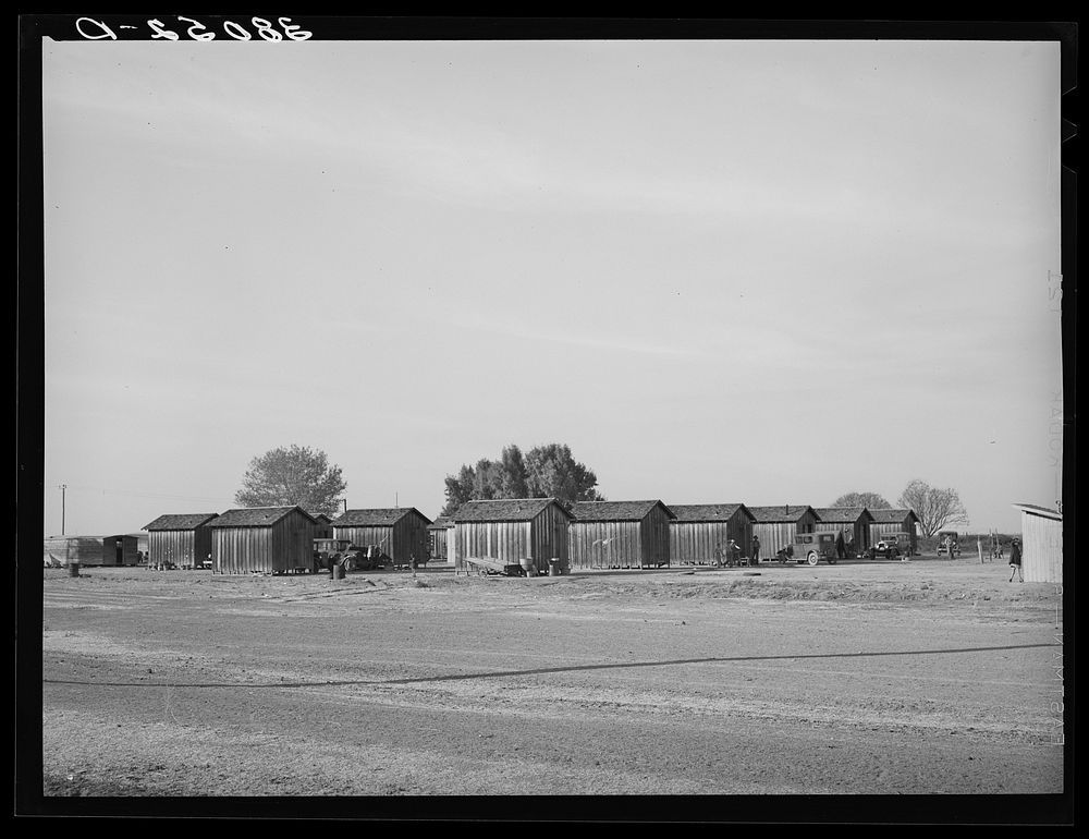 Housing for Mexican transient workers on ranch southwest of Mendota, California by Russell Lee