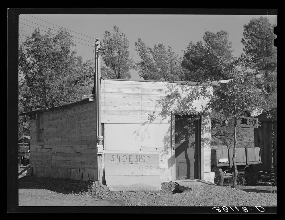 Shoe shop, a new business opened in boom town of Central Valley, California near Shasta Dam by Russell Lee