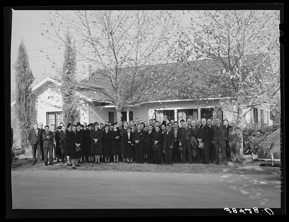 Members and their wives of the Loomis Fruit Association cooperative. Loomis, Placer County, California by Russell Lee