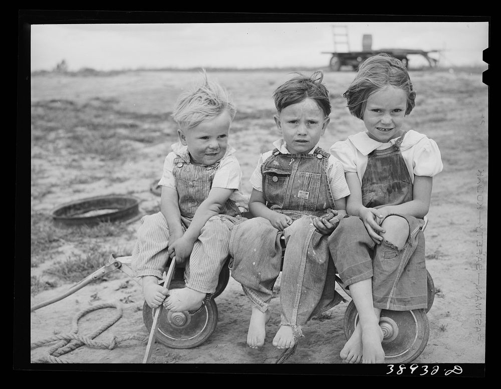 Children of Ray Halstead, FSA (Farm Security Administration) rehabilitation borrower. Dead Ox Flat, Malheur County, Oregon…