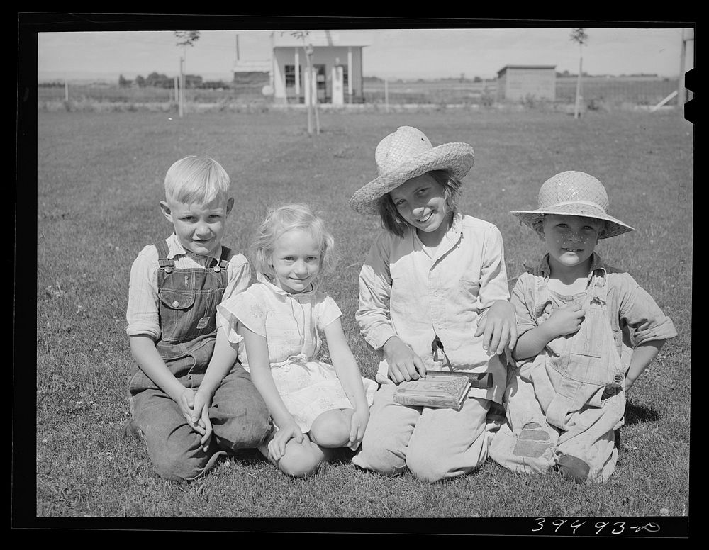 [Untitled photo, possibly related to: Children. FSA (Farm Security Administration) farm labor camp. Caldwell, Idaho] by…