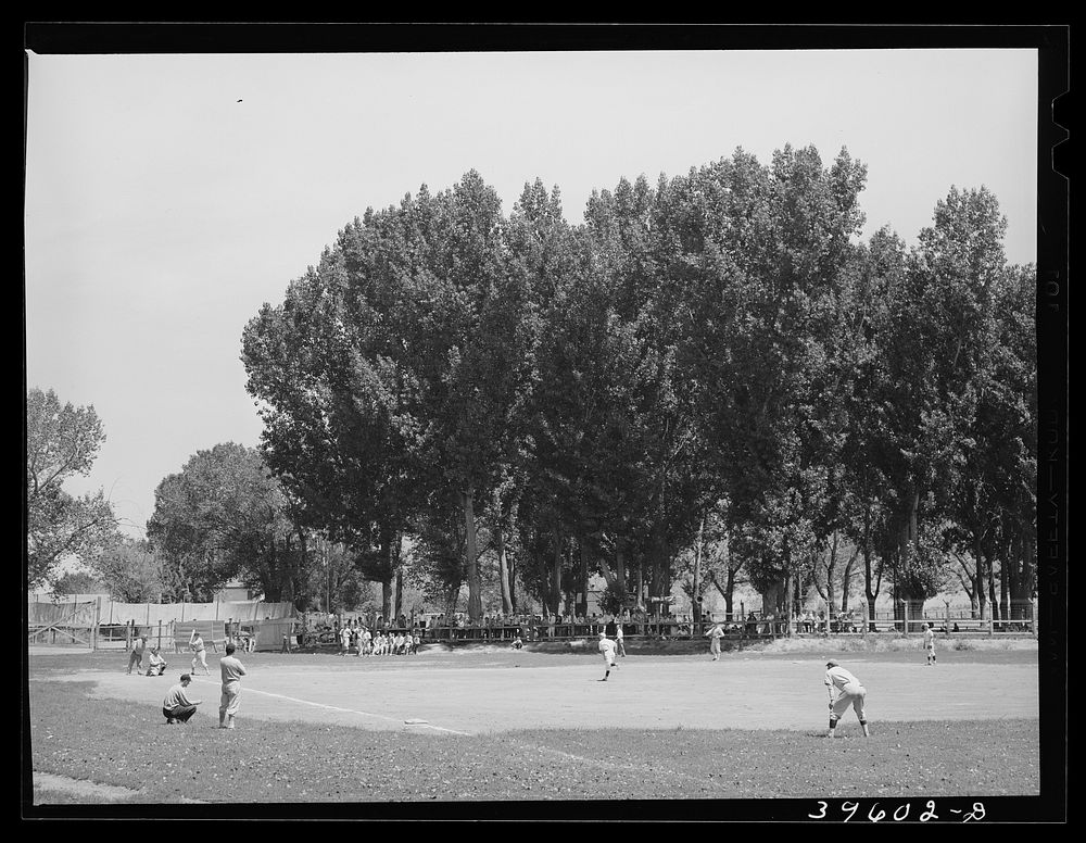 Baseball game. Part of the Fourth of July celebration at Vale, Oregon by Russell Lee
