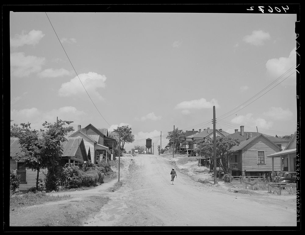 Street in  quarter of Durham, North Carolina. Sourced from the Library of Congress.