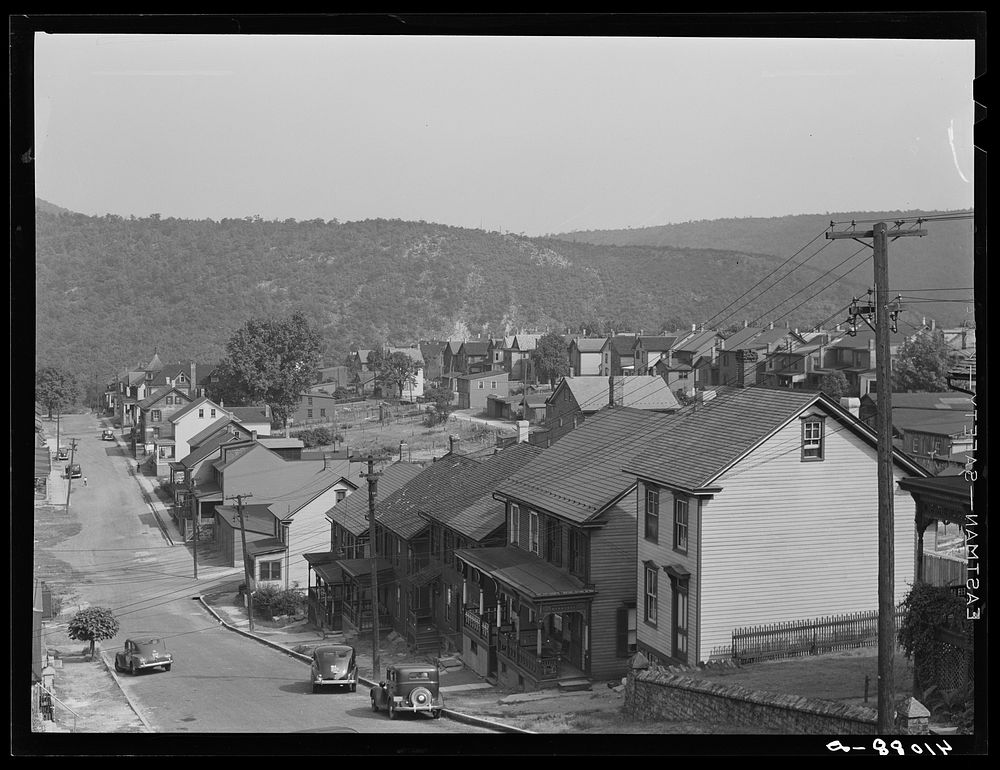 [Untitled photo, possibly related to: Houses in Upper Mauch Chunk, Pennsylvania]. Sourced from the Library of Congress.