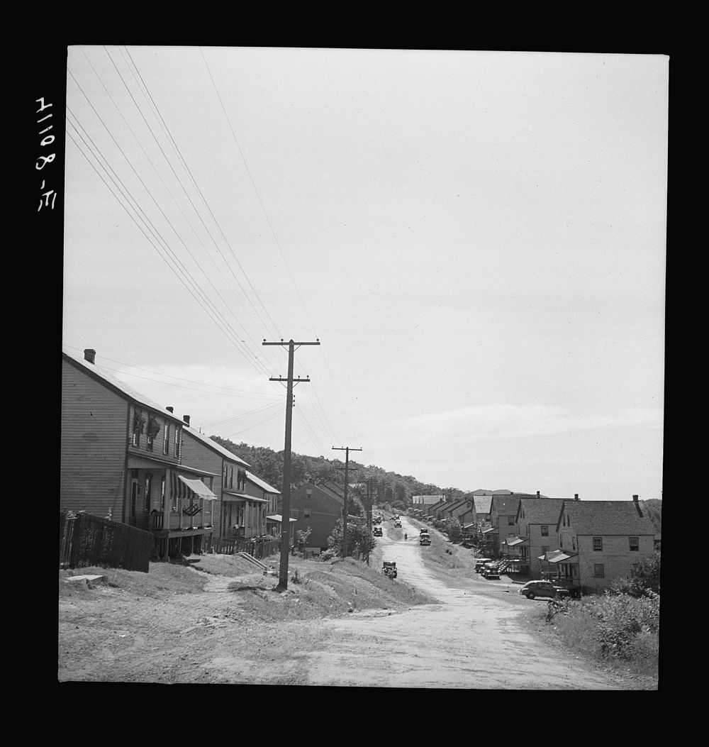 [Untitled photo, possibly related to: Houses and coal banks in Lansford, Pennsylvania]. Sourced from the Library of Congress.