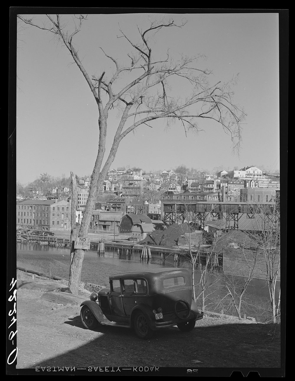 View of Norwich, Connecticut. Sourced from the Library of Congress.