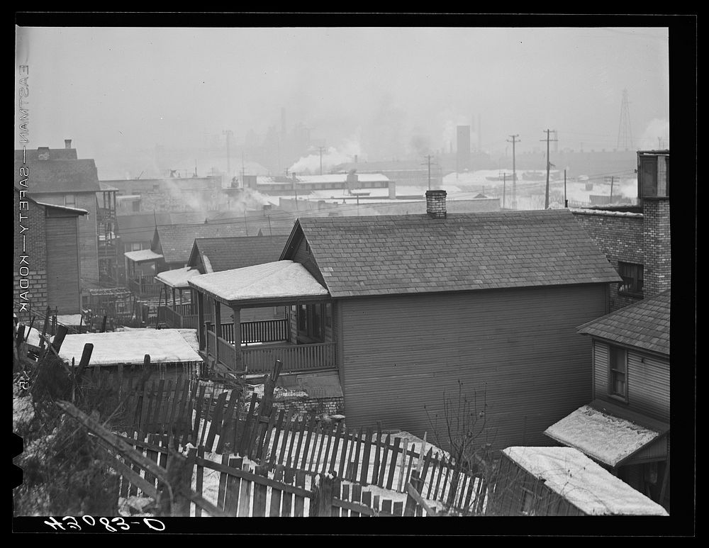 Houses and steel mill in Aliquippa, Pennsylvania. Sourced from the Library of Congress.