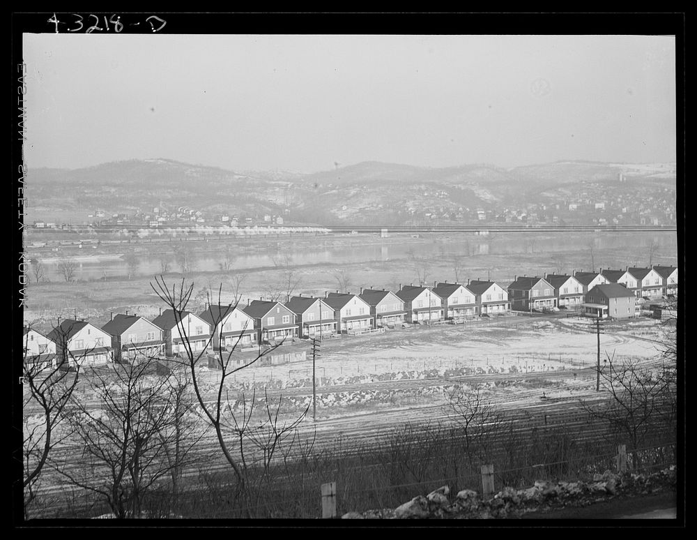 [Untitled photo, possibly related to: Houses near west Aliquippa, Pennsylvania]. Sourced from the Library of Congress.
