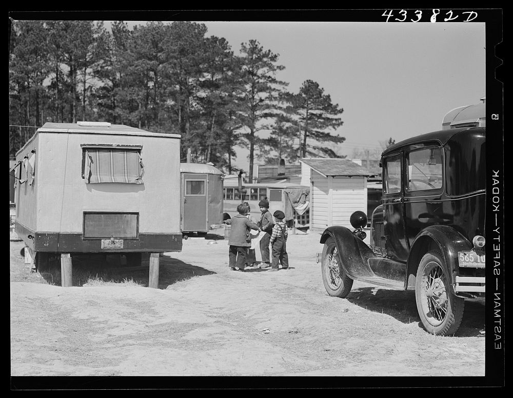 Construction workers' trailer camp near Fort Bragg, North Carolina. Sourced from the Library of Congress.