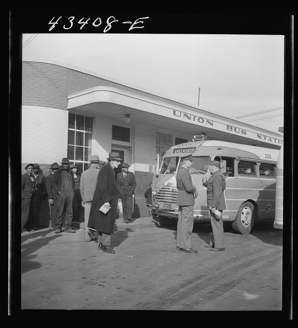 Crowds outside the bus station in Fayetteville, North Carolina. Sourced from the Library of Congress.