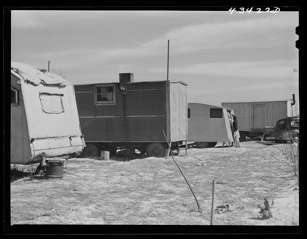 Trailer camp for construction workers at Fort Bragg. Near Fayetteville, North Carolina. Sourced from the Library of Congress.