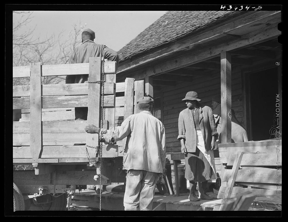  family moving out of the Camp Croft area. Near Whitestone, South Carolina. Sourced from the Library of Congress.