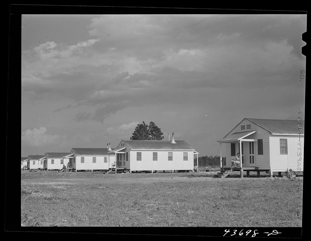 View of prefabricated houses at the Hazlehurst Farms Inc., Hazlehurst, Georgia. Sourced from the Library of Congress.