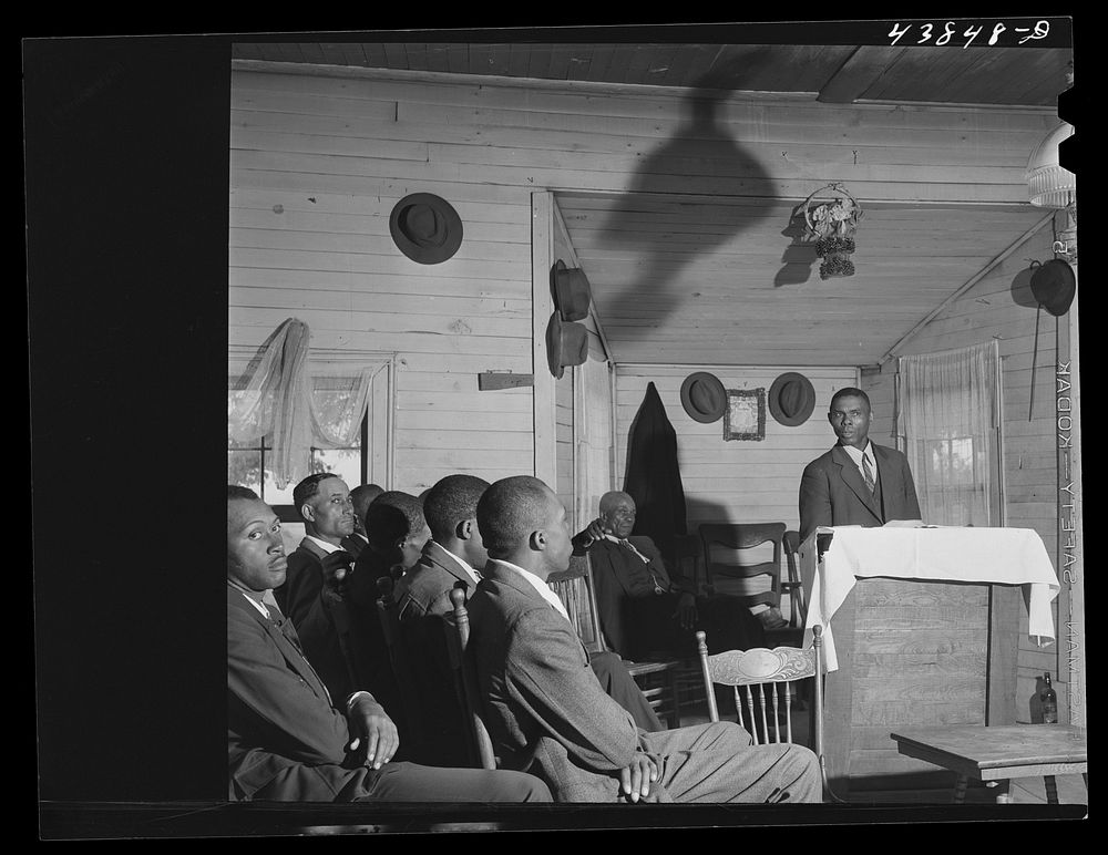 [Untitled photo, possibly related to:  church service in Heard County, Georgia]. Sourced from the Library of Congress.