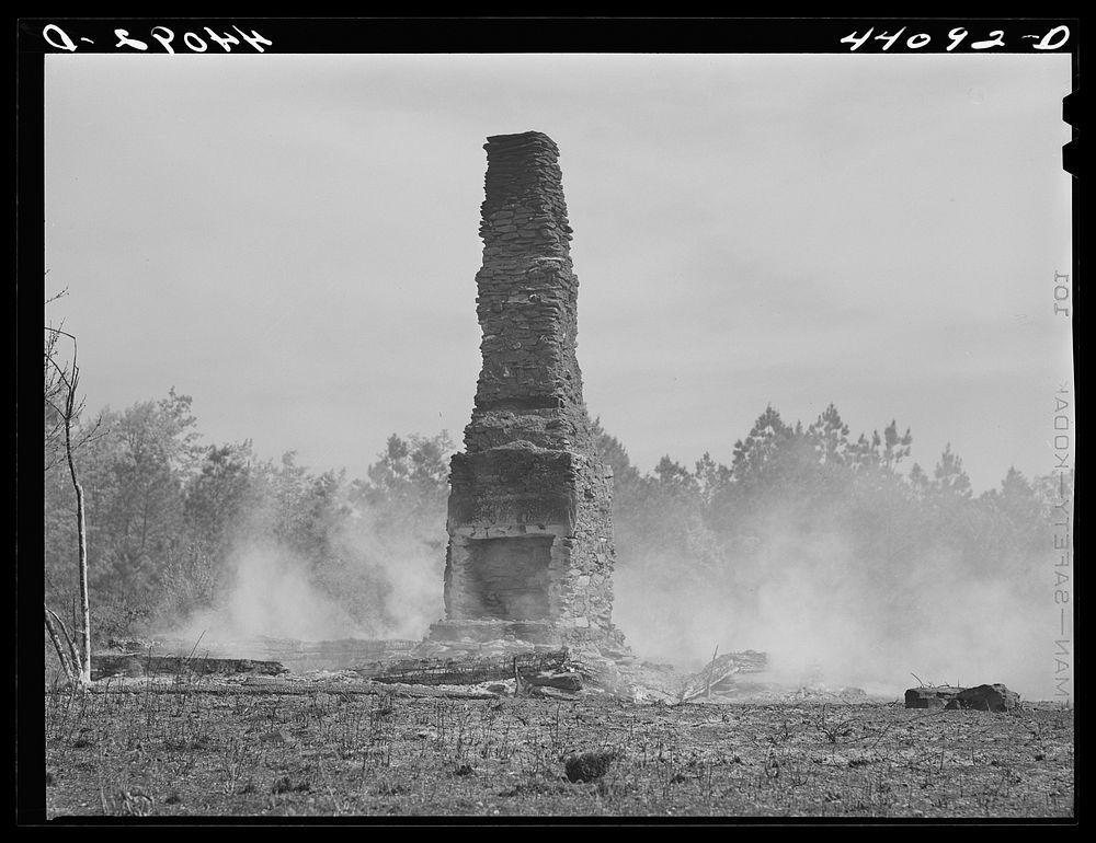 Brush fire near remains of an old house in Heard County, Georgia. Sourced from the Library of Congress.