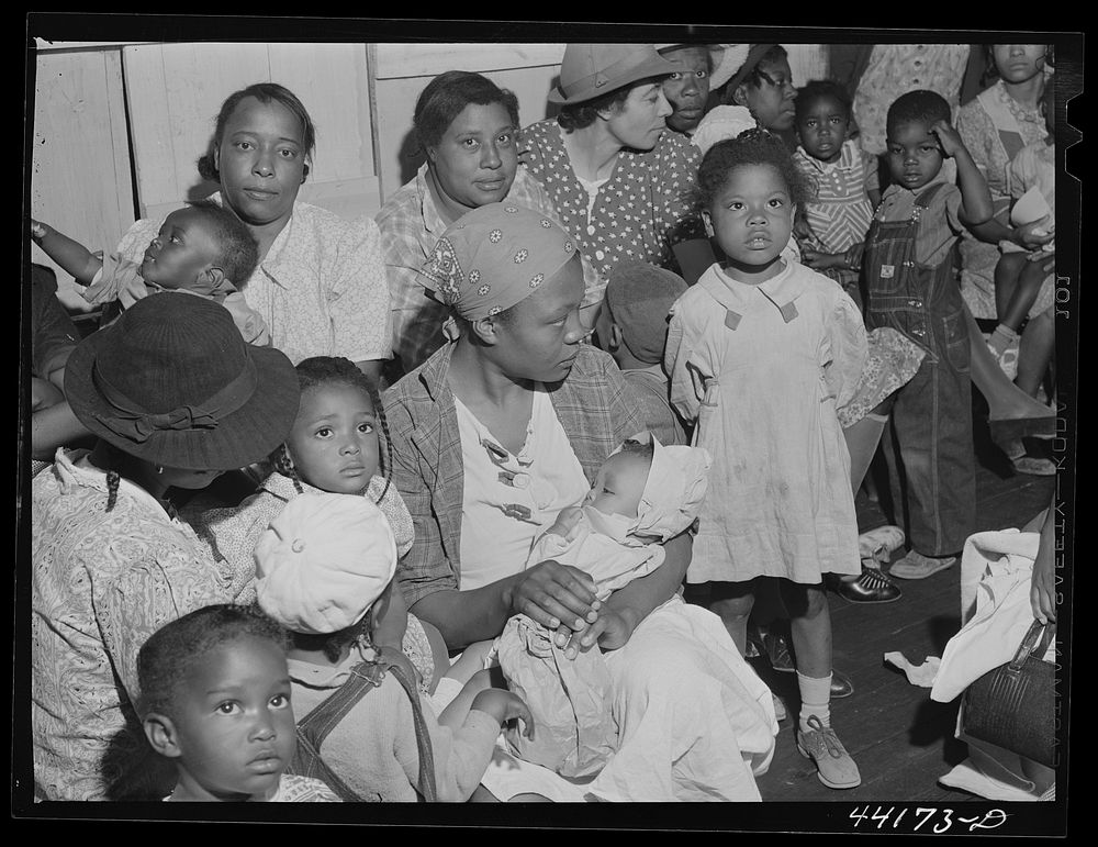 At a cooperative prenatal clinic near Woodville. Greene County, Georgia. Sourced from the Library of Congress.