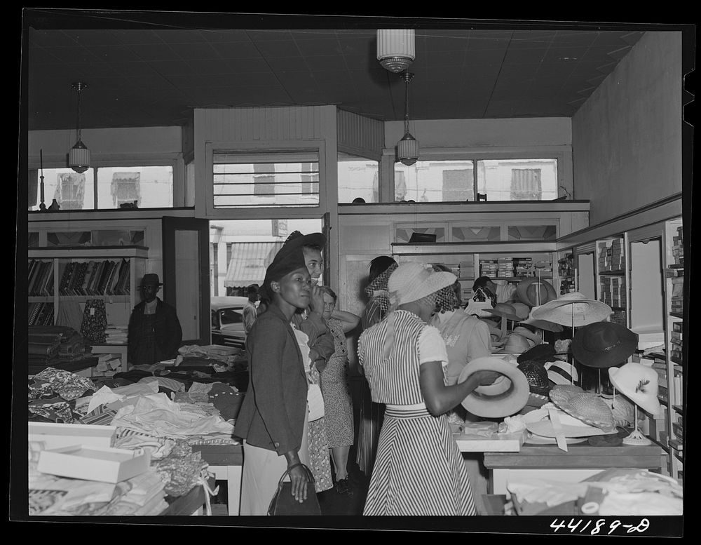  farmers shopping on Saturday afternoon in Liebowitz's store. Greensboro, Greene County, Georgia. Sourced from the Library…