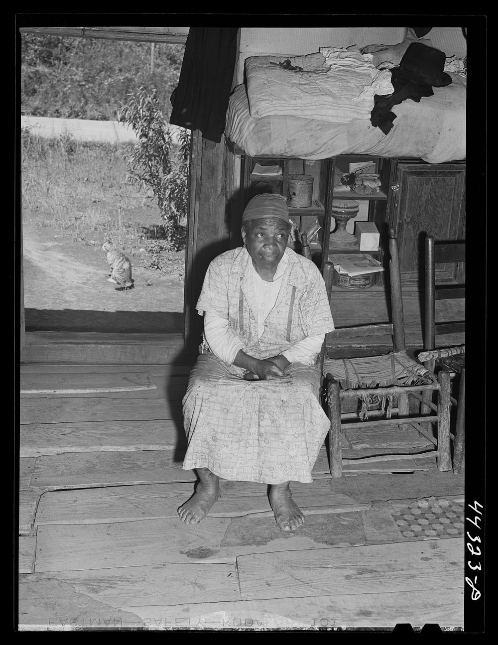  midwife in her house near Siloam, Greene County, Georgia. Sourced from the Library of Congress.