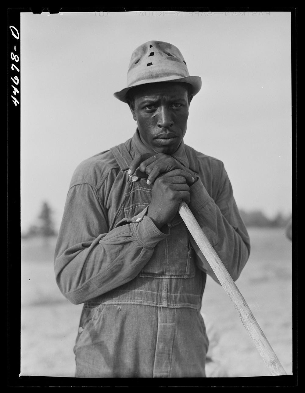 Mr. LeRoy Dunn,  tenant farmer in a field near White Plains, Greene County, Georgia. Sourced from the Library of Congress.