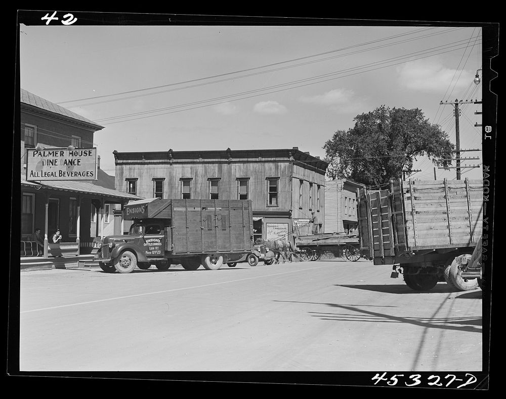 Main street in Evans Mills, Free Photo rawpixel