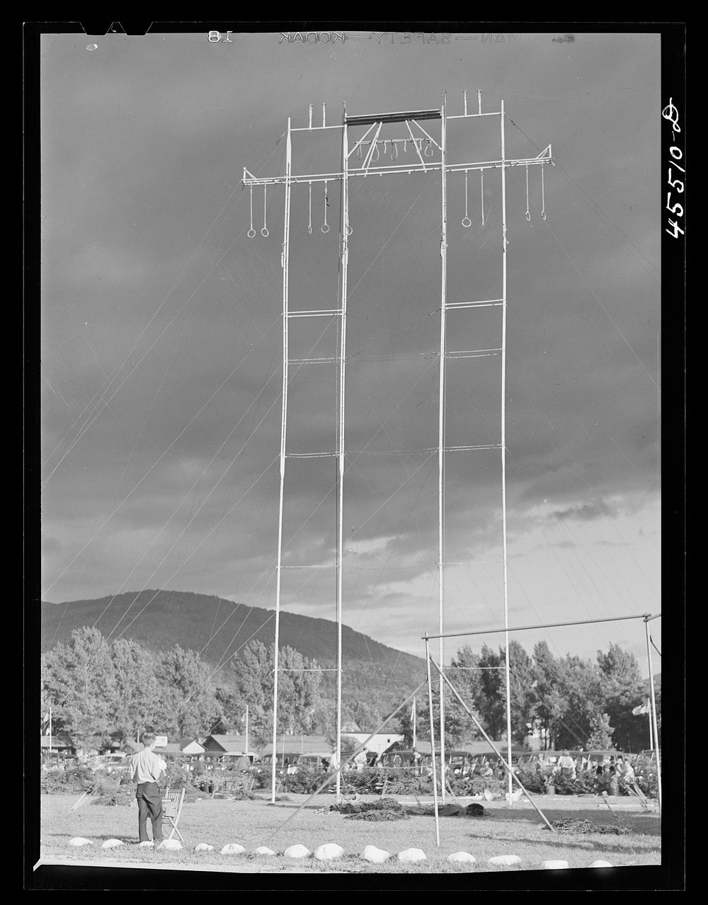 [Untitled photo, possibly related to: Trapeze artists at the Rutland Fair, Vermont]. Sourced from the Library of Congress.