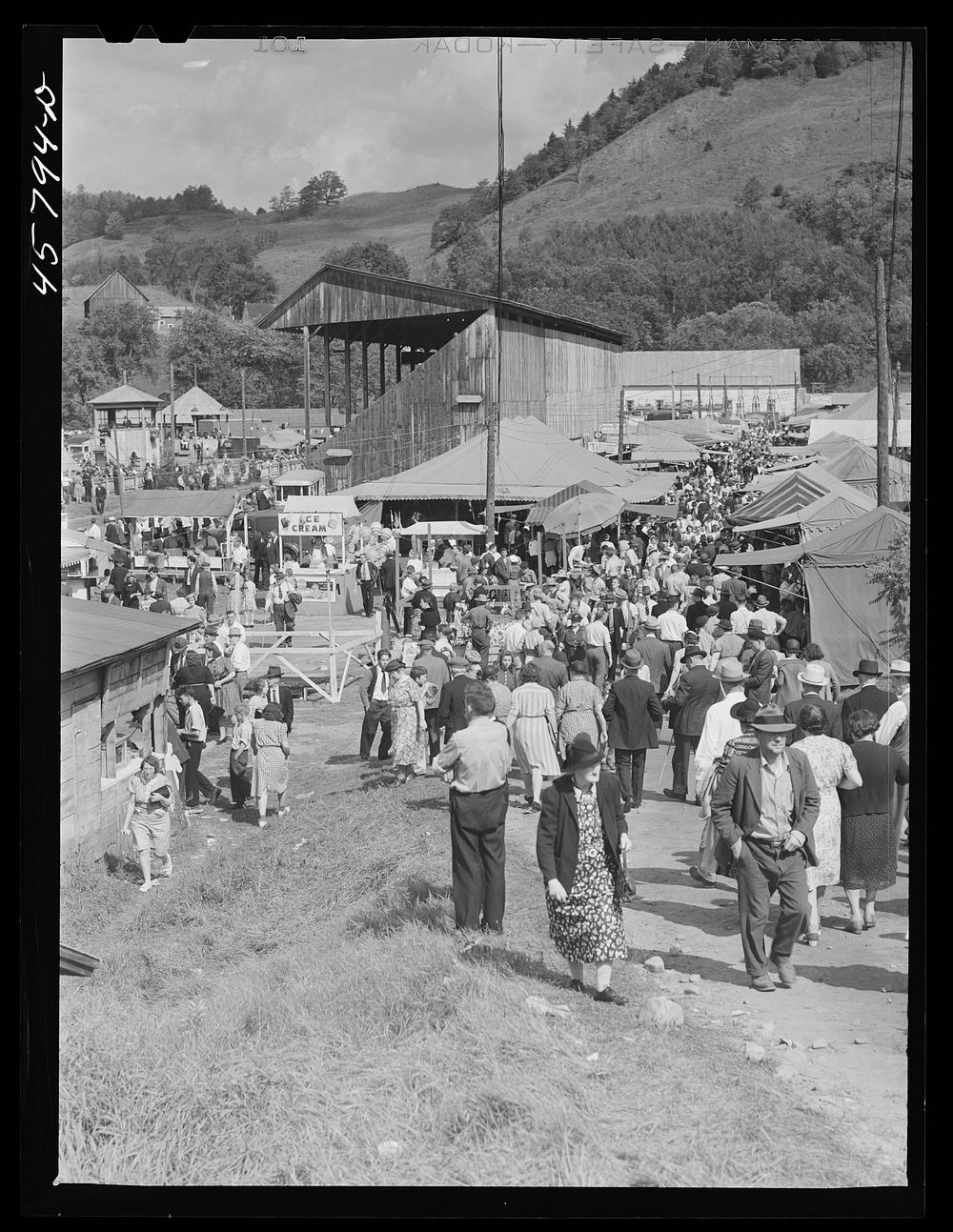 General view of the World's Fair at Tunbridge, Vermont. Sourced from the Library of Congress.