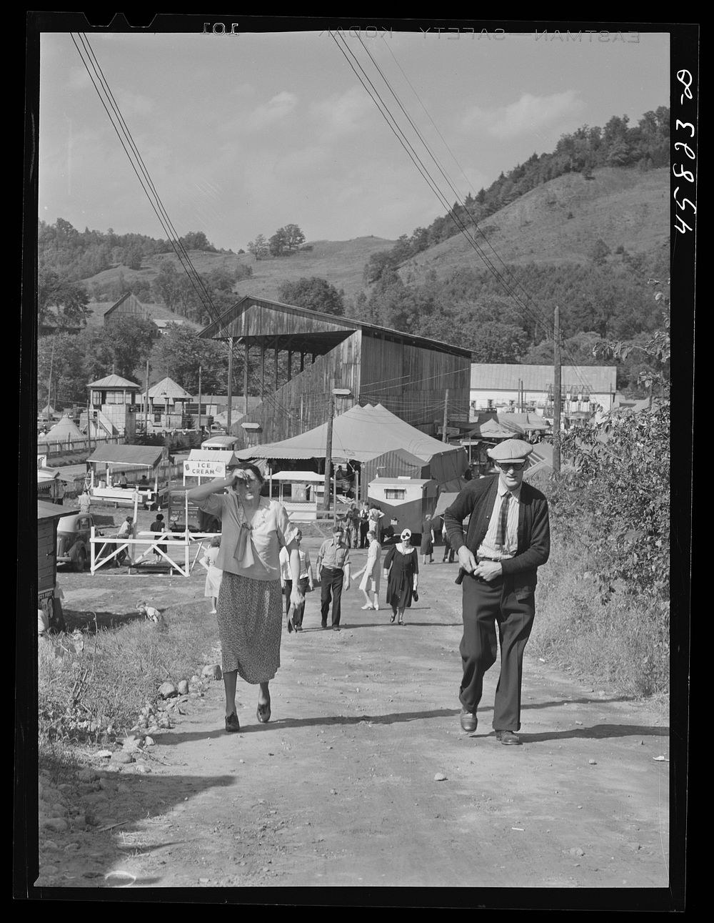 At the World's Fair at Tunbridge, Vermont. Sourced from the Library of Congress.