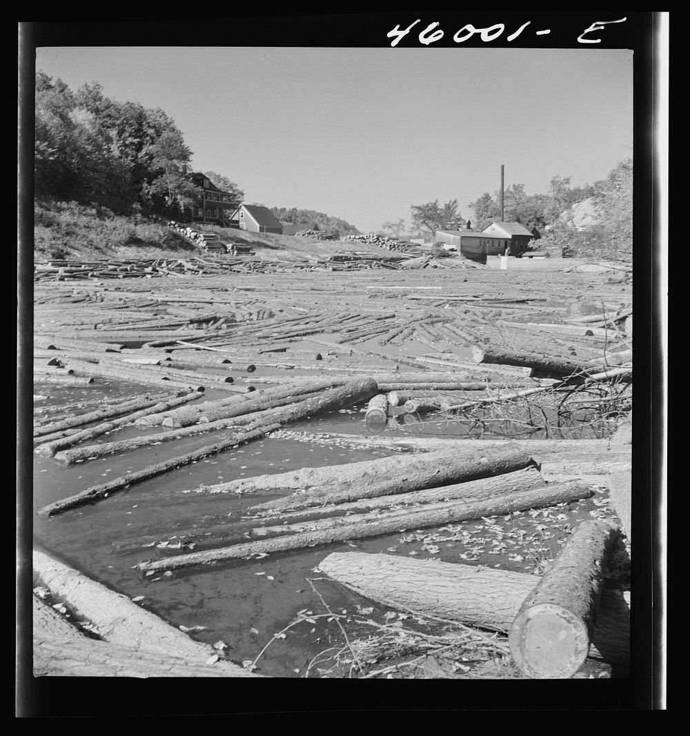 Lumber mill near Bakersfield, Vermont. Sourced from the Library of Congress.
