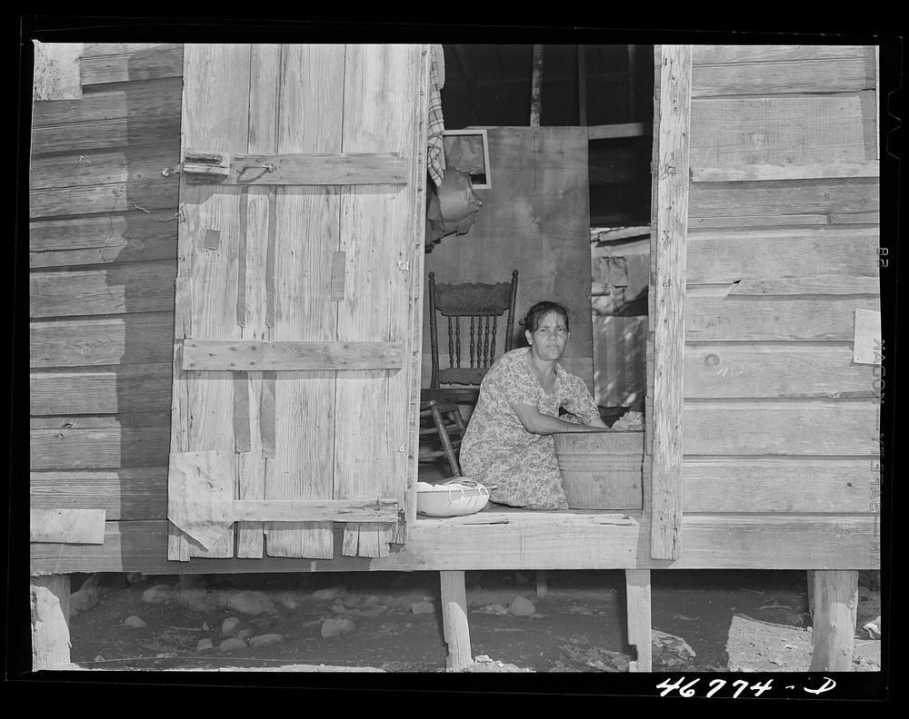 Ponce, Puerto Rico. In the slum area. Sourced from the Library of Congress.