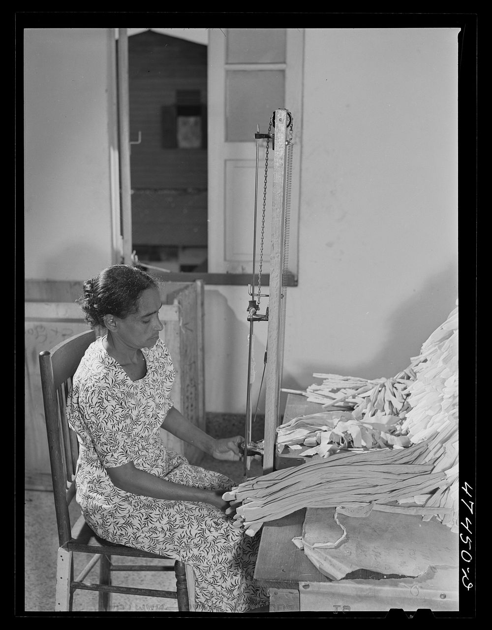 Santurce, Puerto Rico. Women working at the Rodriguez needlework factory. Sourced from the Library of Congress.