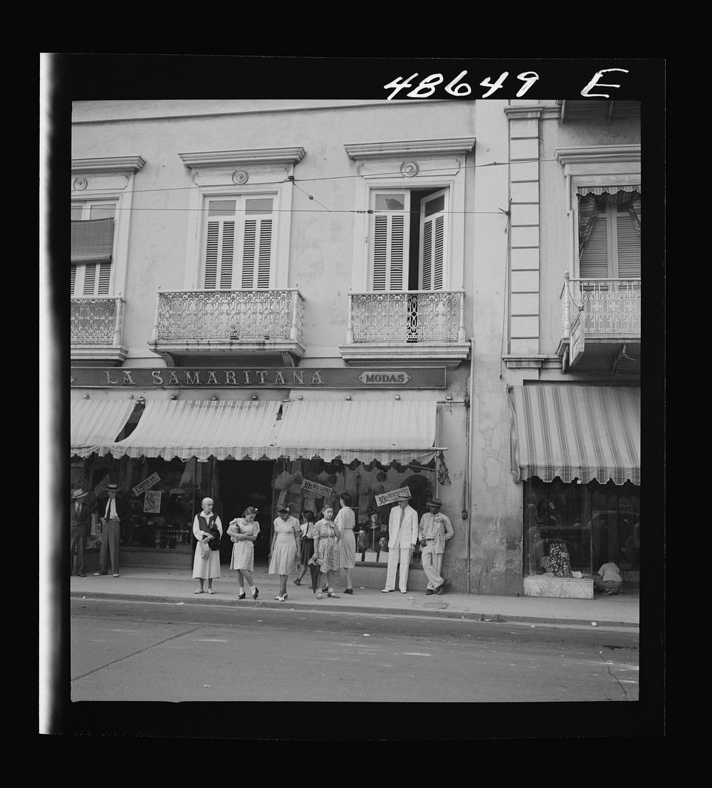 [Untitled photo, possibly related to: San Juan, Puerto Rico. Street scene]. Sourced from the Library of Congress.