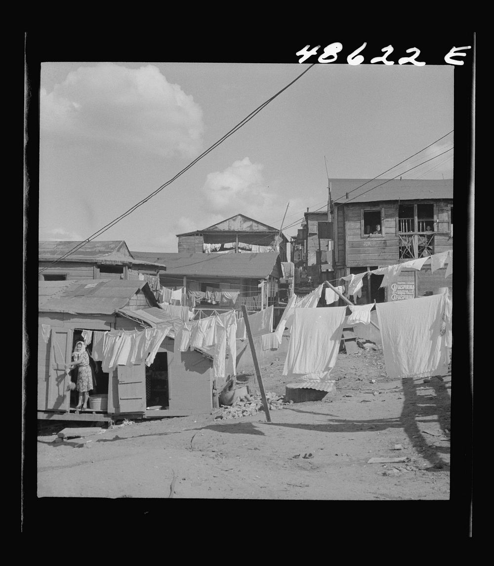 San Juan, Puerto Rico. La Perla, the slum area. Sourced from the Library of Congress.