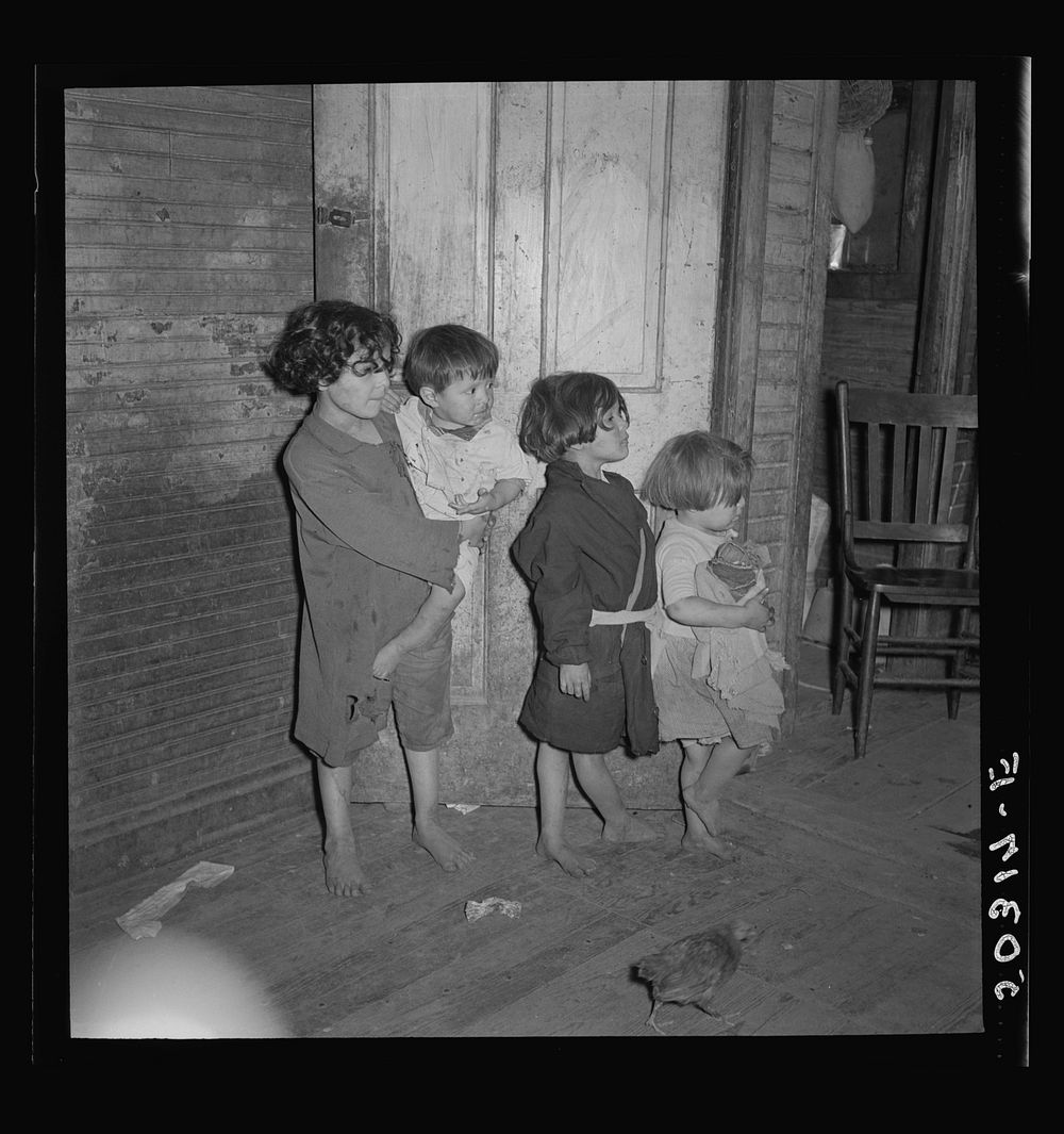 Mexican miner's children. See 50315-E. Bertha Hill, West Virginia. Sourced from the Library of Congress.