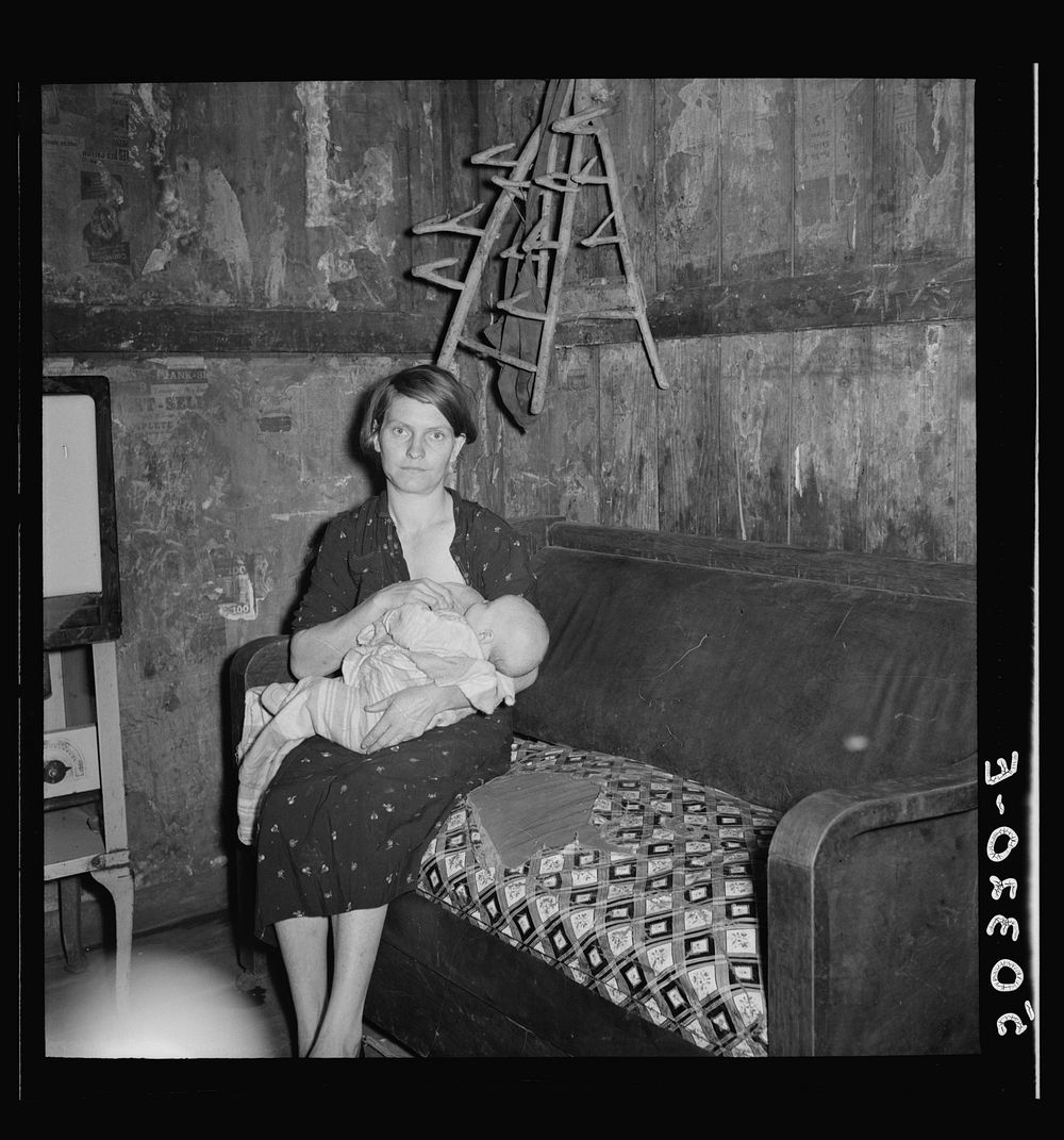Coal miner's wife and child. Pursglove, West Virginia. Sourced from the Library of Congress.