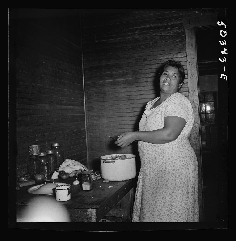 Mexican miner's wife making stew. Scotts Run, Bertha Hill, West Virginia. Sourced from the Library of Congress.