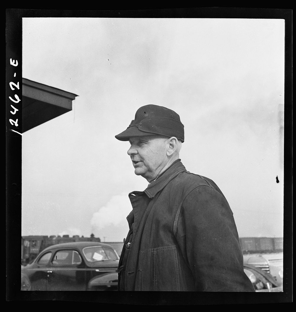 Chicago, Illinois. Switchman employed at a Chicago and Northwestern Railroad yard. Sourced from the Library of Congress.