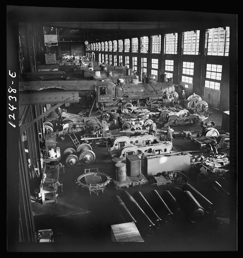 [Untitled photo, possibly related to: Chicago, Illinois. The Chicago and Northwestern Railroad locomotive repair shop].…