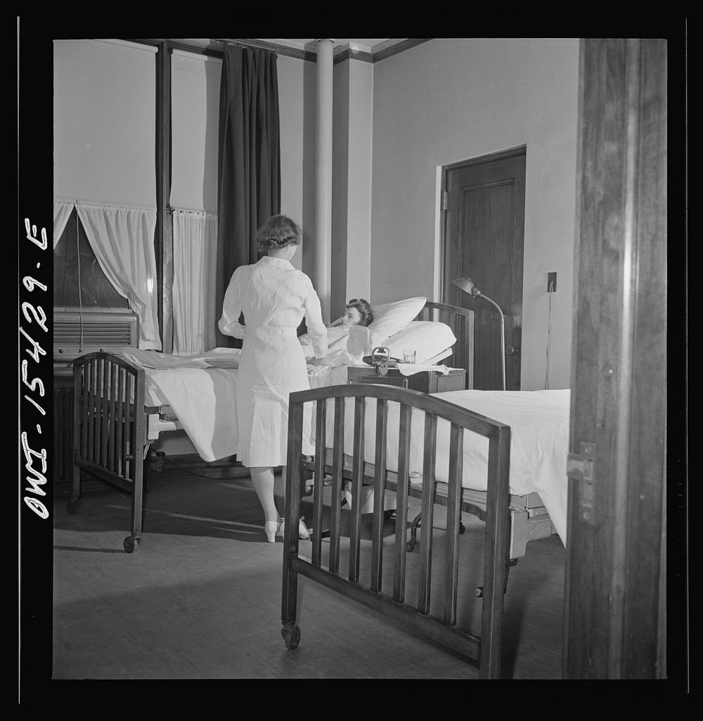 Chicago, Illinois. A small hospital for special emergency cases at the Union Station. Sourced from the Library of Congress.