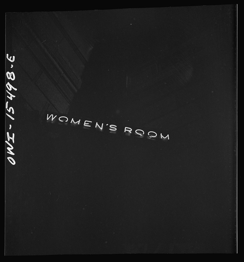 Chicago, Illinois. Sign at the Union Station. Sourced from the Library of Congress.