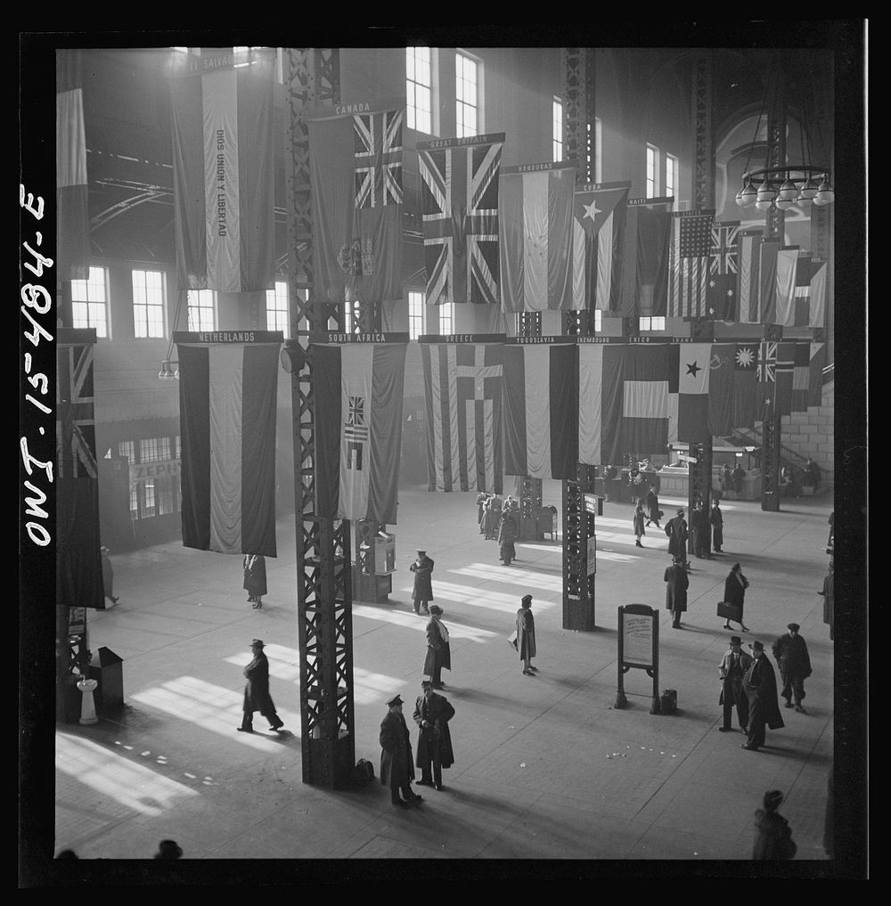Chicago, Illinois. Union Station concourse. Sourced from the Library of Congress.