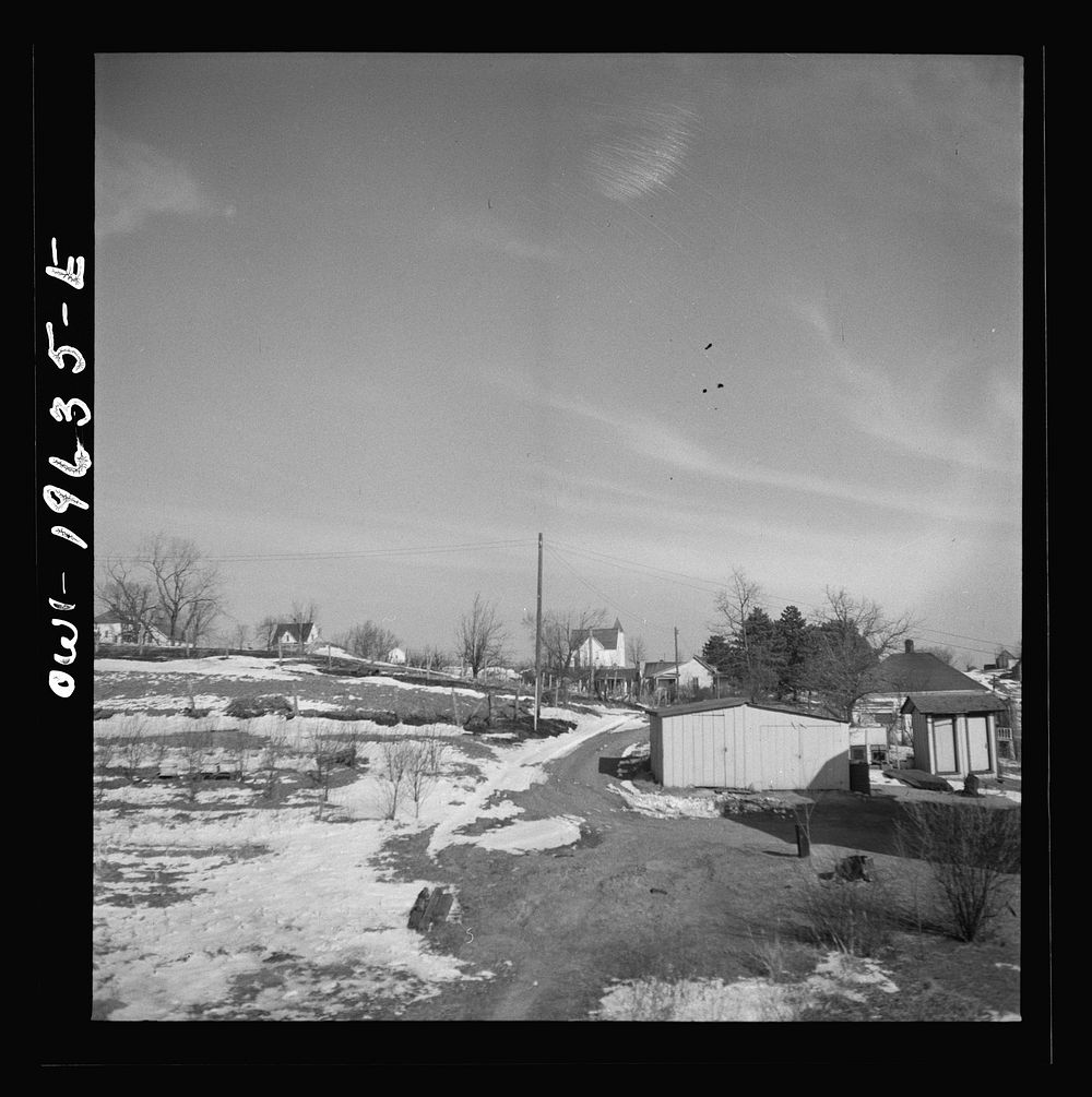 [Untitled photo, possibly related to: Baring (vicinity), Missouri. Missouri farmstead along the Atchison, Topeka, and Santa…