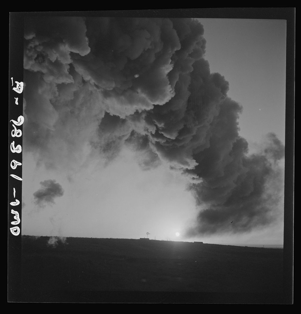 [Untitled photo, possibly related to: Quinlin, Oklahoma. Sunrise]. Sourced from the Library of Congress.