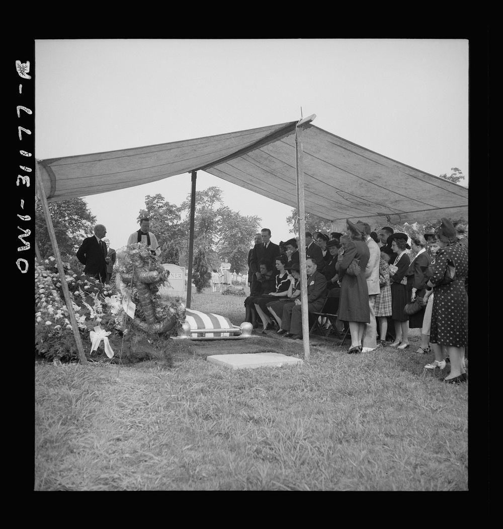 Baltimore, Maryland. Funeral of a merchant seaman. At the grave. Sourced from the Library of Congress.
